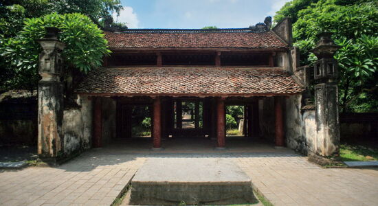 Le Dai Hanh King Temple Ninh B